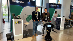 Робота-медбрата презентовали курганские инженеры на X Национальном форуме реабилитационной индустрии в Москве